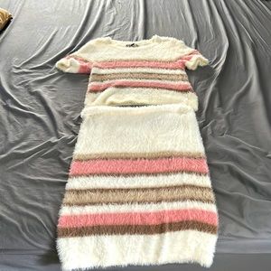 Almost famous 2 piece size large